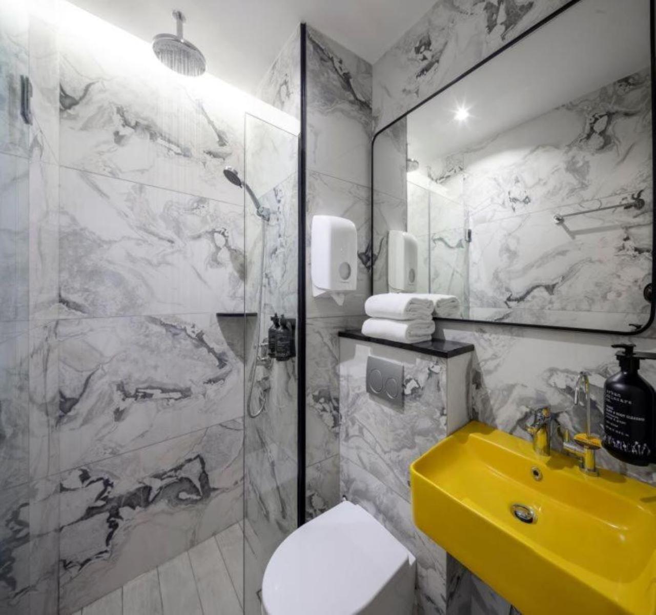 Hotel Mi Rochor Singapore Exterior photo